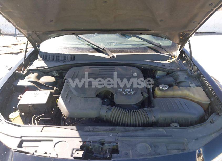 Photo 10 of 2012 Chrysler 300 LIMITED (VIN 2C3CCACG8CH227086)