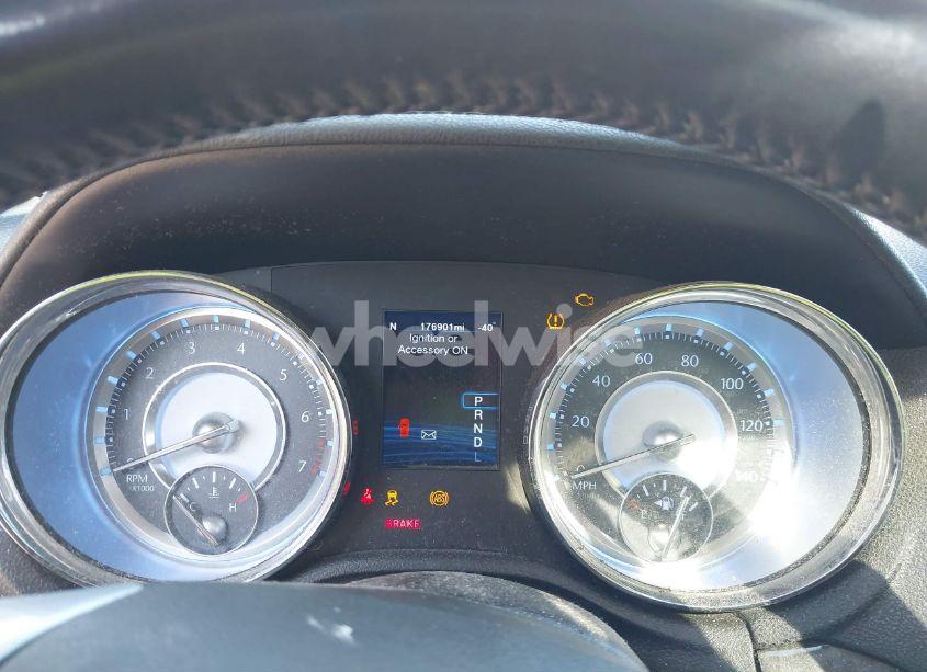 Photo 7 of 2012 Chrysler 300 LIMITED (VIN 2C3CCACG8CH252814)