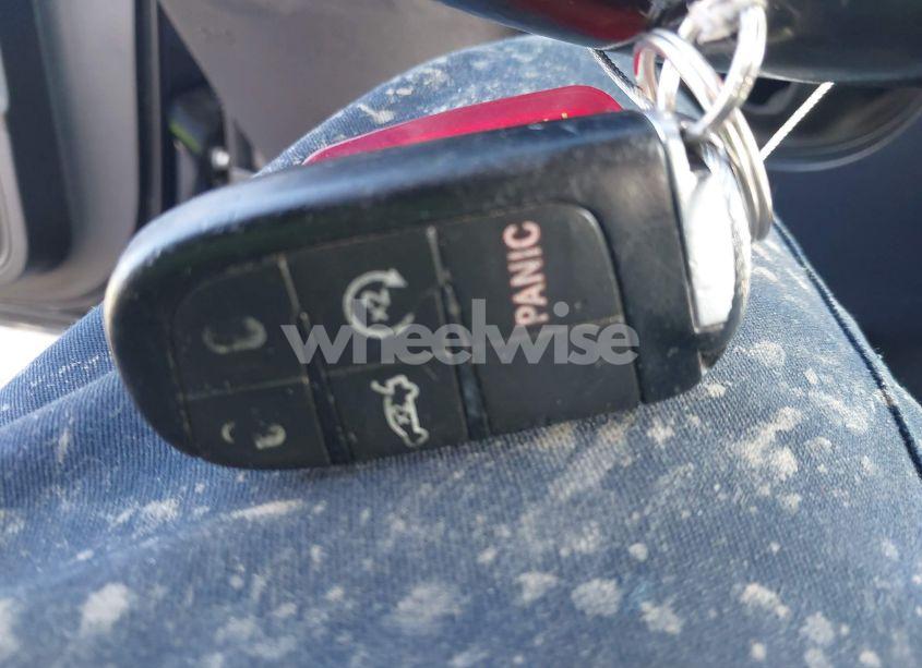 Photo 11 of 2012 Chrysler 300 LIMITED (VIN 2C3CCACG9CH192509)