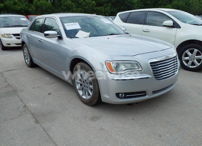 2012 Chrysler 300 LIMITED (VIN 2C3CCACG9CH223032) main photo