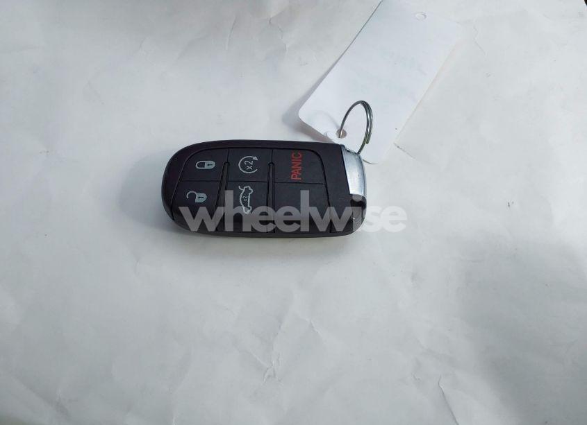 Photo 11 of 2012 Chrysler 300 LIMITED (VIN 2C3CCACG9CH223032)