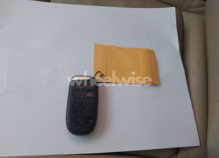 Photo 11 of 2012 Chrysler 300 LIMITED (VIN 2C3CCACG9CH253048)