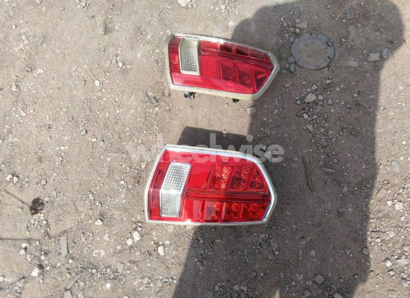 Photo 12 of 2012 Chrysler 300 LIMITED (VIN 2C3CCACG9CH283473)