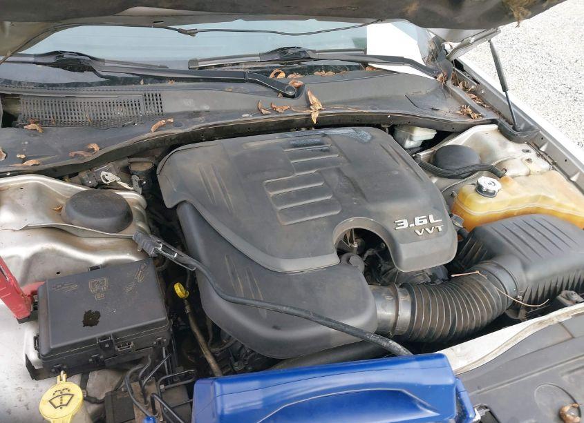Photo 10 of 2012 Chrysler 300 LIMITED (VIN 2C3CCACG9CH310087)