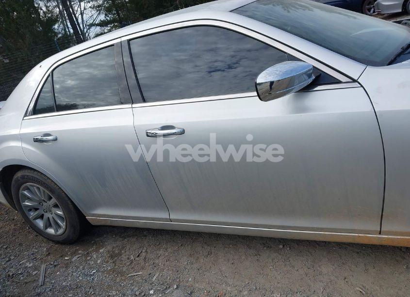 Photo 13 of 2012 Chrysler 300 LIMITED (VIN 2C3CCACG9CH310655)