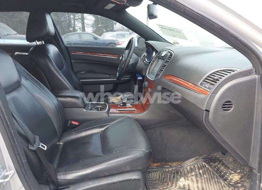 Photo 5 of 2012 Chrysler 300 LIMITED (VIN 2C3CCACG9CH310655)