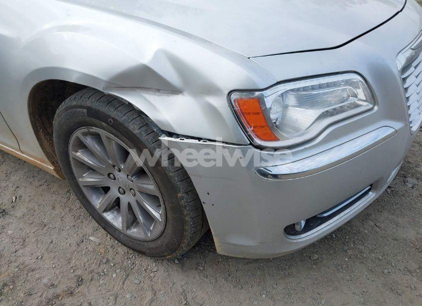 Photo 6 of 2012 Chrysler 300 LIMITED (VIN 2C3CCACG9CH310655)