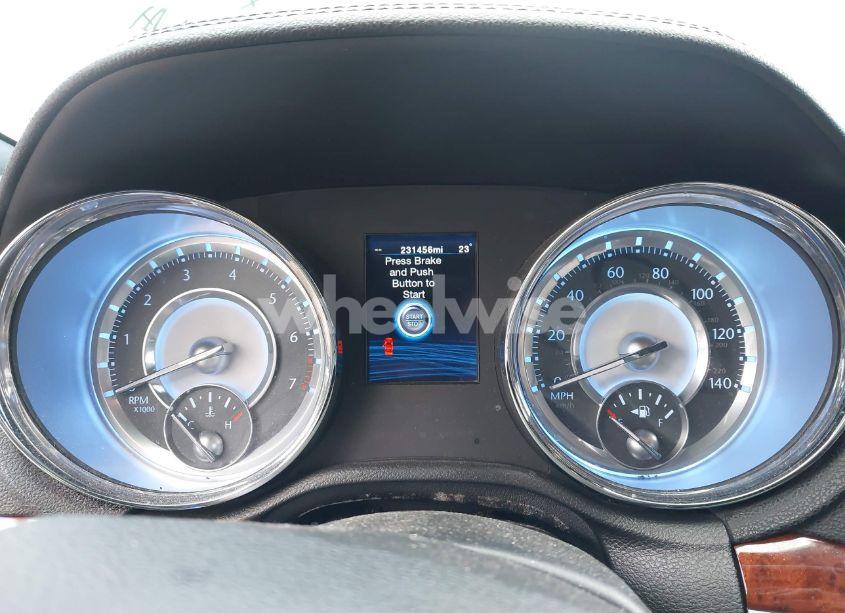 Photo 7 of 2012 Chrysler 300 LIMITED (VIN 2C3CCACG9CH310655)