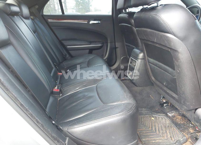 Photo 8 of 2012 Chrysler 300 LIMITED (VIN 2C3CCACG9CH310655)