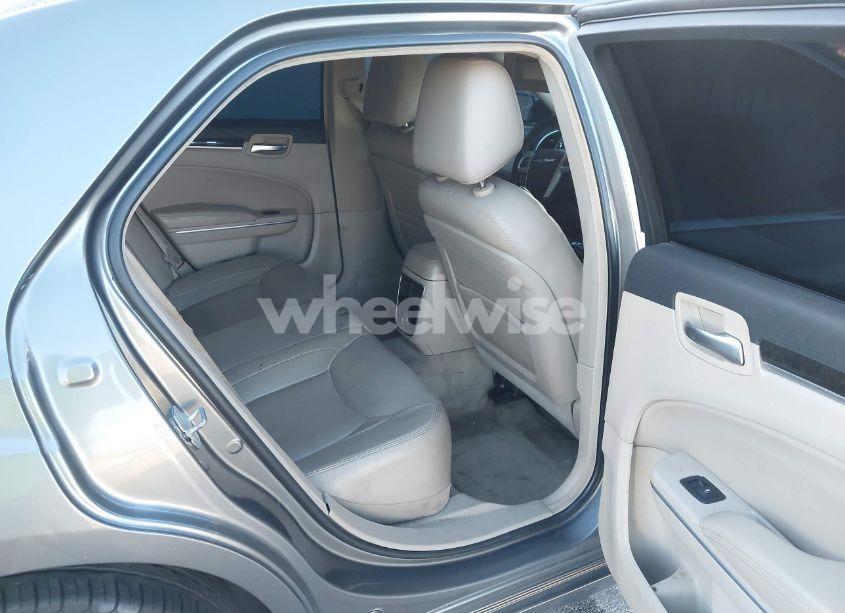 Photo 8 of 2012 Chrysler 300 LIMITED (VIN 2C3CCACGXCH186170)