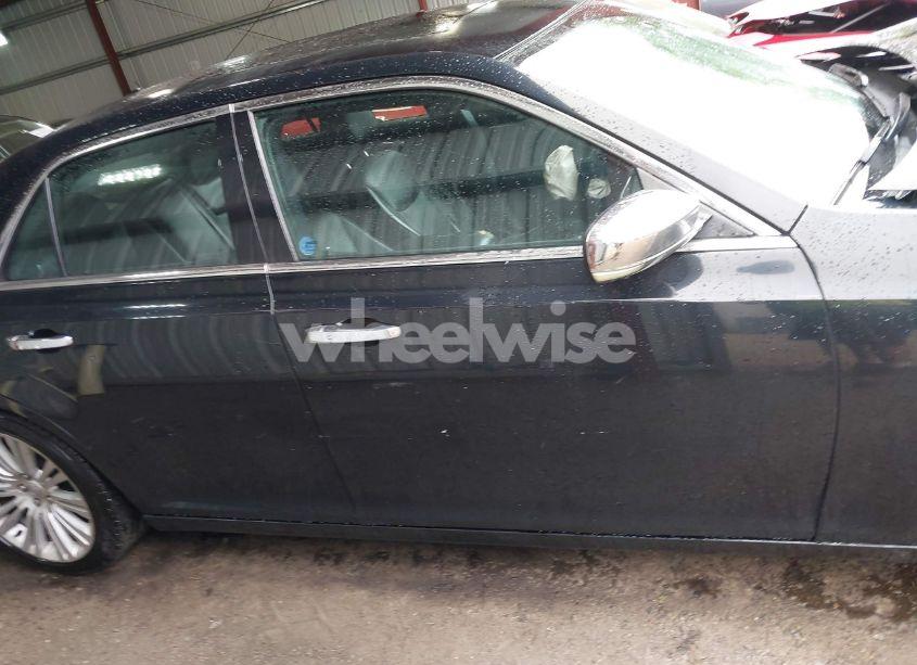 Photo 14 of 2012 Chrysler 300 LIMITED (VIN 2C3CCACGXCH188405)