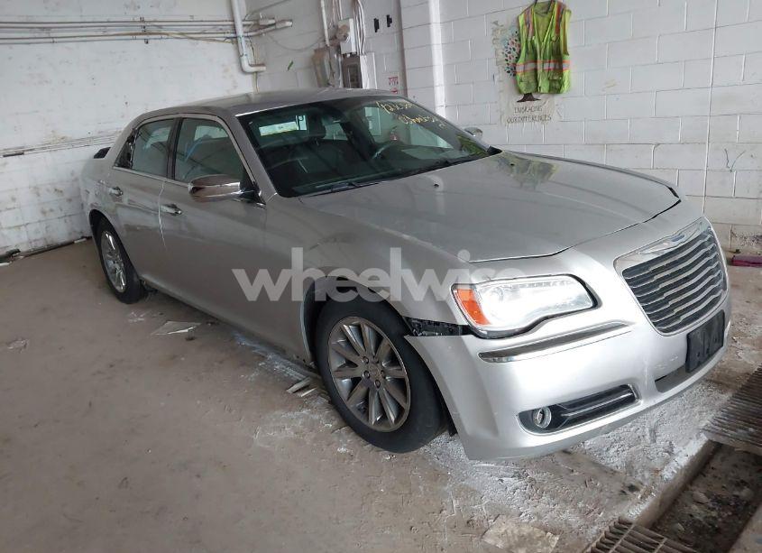 2012 Chrysler 300 LIMITED (VIN 2C3CCACGXCH223850) main photo