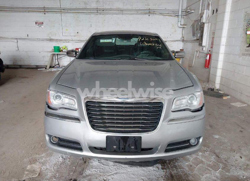 Photo 12 of 2012 Chrysler 300 LIMITED (VIN 2C3CCACGXCH223850)
