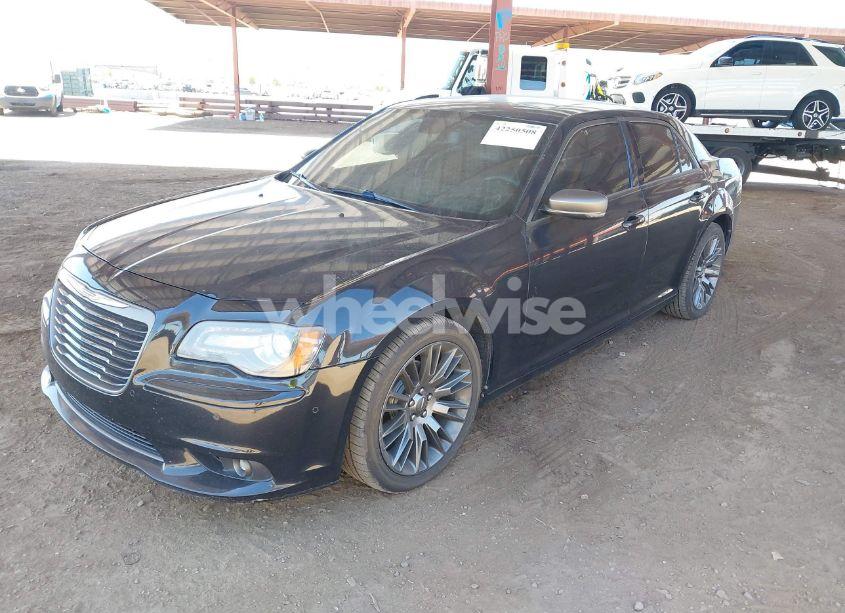 Photo 2 of 2013 Chrysler 300c JOHN VARVATOS LIMITED EDITION (VIN 2C3CCADG0DH698178)