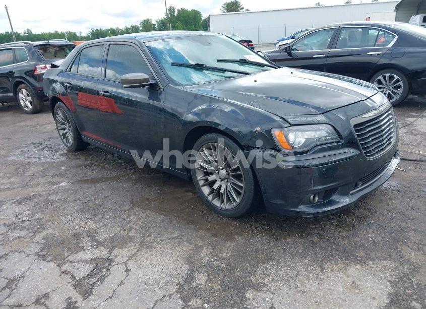 2013 Chrysler 300c JOHN VARVATOS LIMITED EDITION (VIN 2C3CCADG1DH727364) main photo