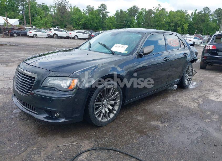 Photo 2 of 2013 Chrysler 300c JOHN VARVATOS LIMITED EDITION (VIN 2C3CCADG1DH727364)