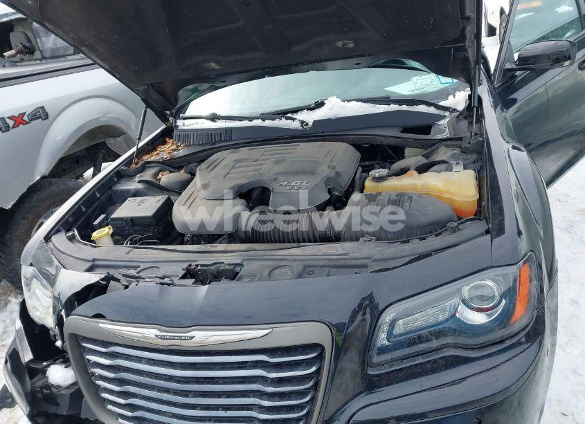 Photo 10 of 2013 Chrysler 300c JOHN VARVATOS LIMITED EDITION (VIN 2C3CCADG1DH740003)