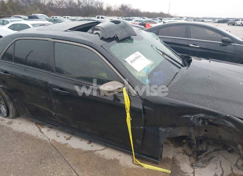 Photo 12 of 2013 Chrysler 300c JOHN VARVATOS LIMITED EDITION (VIN 2C3CCADG8DH739897)