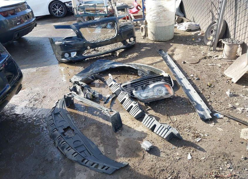 Photo 12 of 2013 Chrysler 300c JOHN VARVATOS LIMITED EDITION (VIN 2C3CCADGXDH698463)