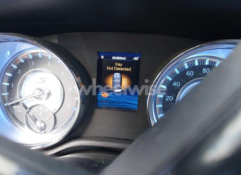 Photo 7 of 2012 Chrysler 300 S V8 (VIN 2C3CCADTXCH115238)