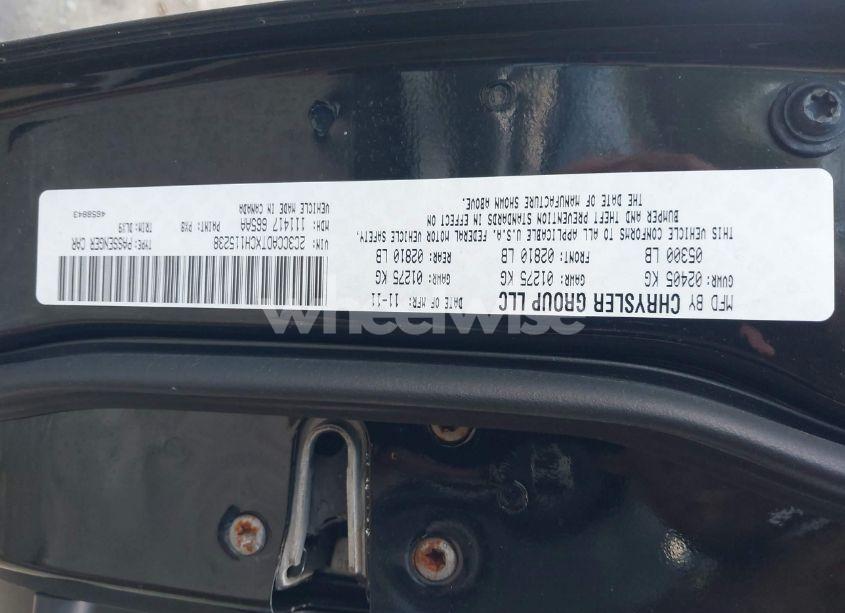 Photo 9 of 2012 Chrysler 300 S V8 (VIN 2C3CCADTXCH115238)