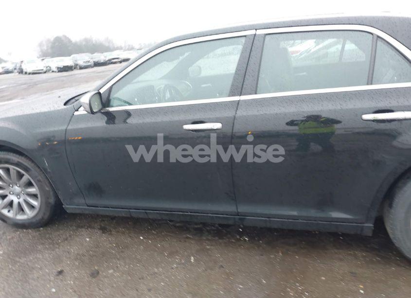 Photo 14 of 2013 Chrysler 300c (VIN 2C3CCAEG0DH659279)