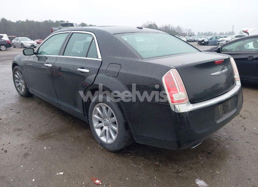 Photo 3 of 2013 Chrysler 300c (VIN 2C3CCAEG0DH659279)