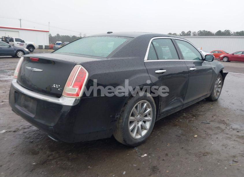 Photo 4 of 2013 Chrysler 300c (VIN 2C3CCAEG0DH659279)