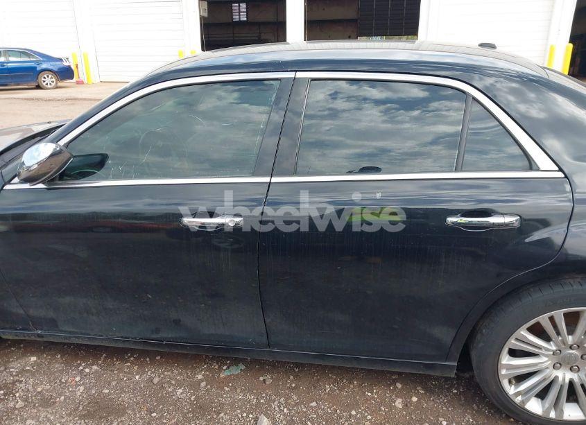 Photo 14 of 2013 Chrysler 300c (VIN 2C3CCAEG1DH527129)