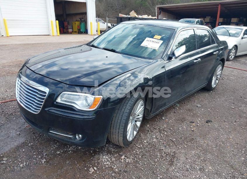 Photo 2 of 2013 Chrysler 300c (VIN 2C3CCAEG1DH527129)