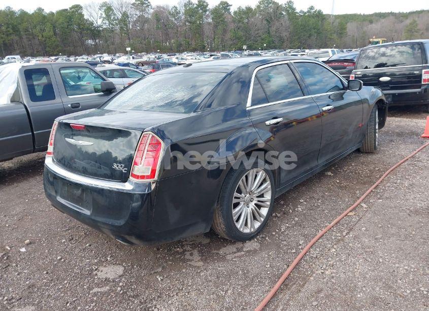Photo 4 of 2013 Chrysler 300c (VIN 2C3CCAEG1DH527129)