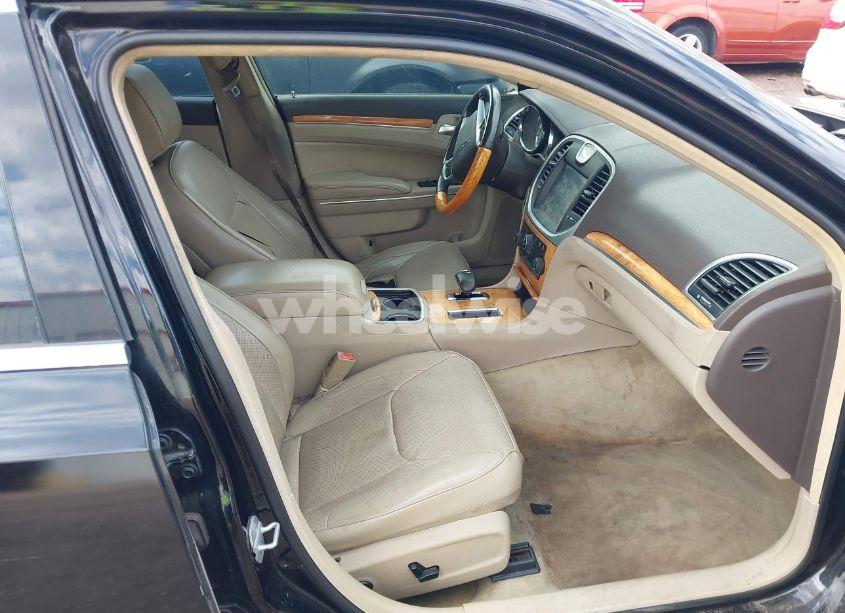 Photo 5 of 2013 Chrysler 300c (VIN 2C3CCAEG1DH527129)