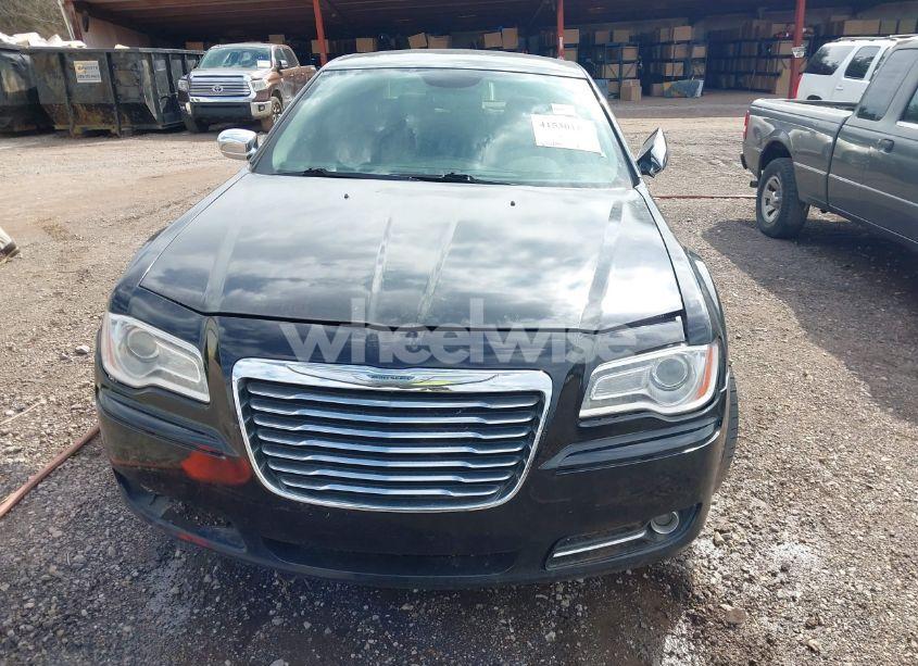 Photo 6 of 2013 Chrysler 300c (VIN 2C3CCAEG1DH527129)
