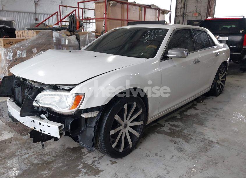 Photo 2 of 2013 Chrysler 300c (VIN 2C3CCAEG1DH576329)