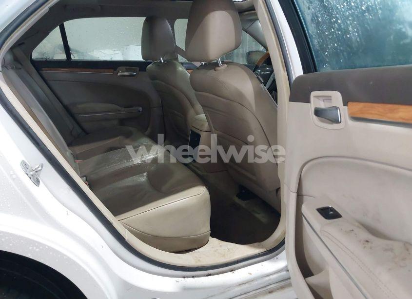 Photo 8 of 2013 Chrysler 300c (VIN 2C3CCAEG1DH576329)