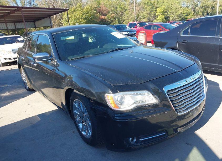 2013 Chrysler 300c (VIN 2C3CCAEG1DH606090) main photo