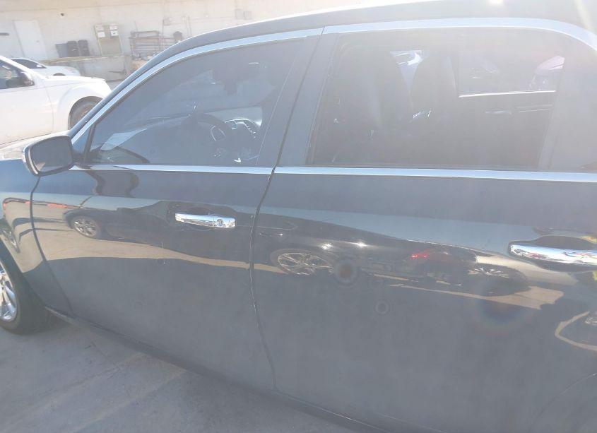 Photo 14 of 2013 Chrysler 300c (VIN 2C3CCAEG1DH606090)