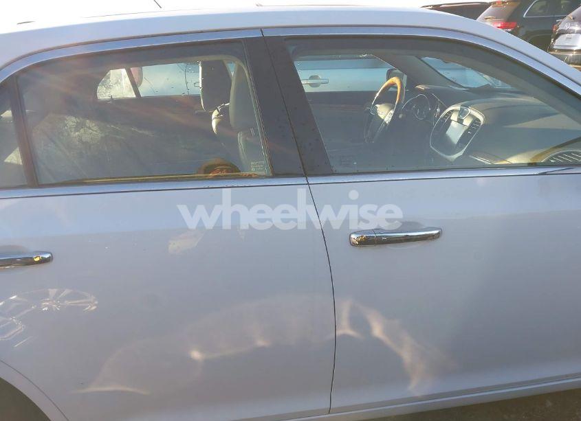 Photo 14 of 2013 Chrysler 300c (VIN 2C3CCAEG1DH630325)