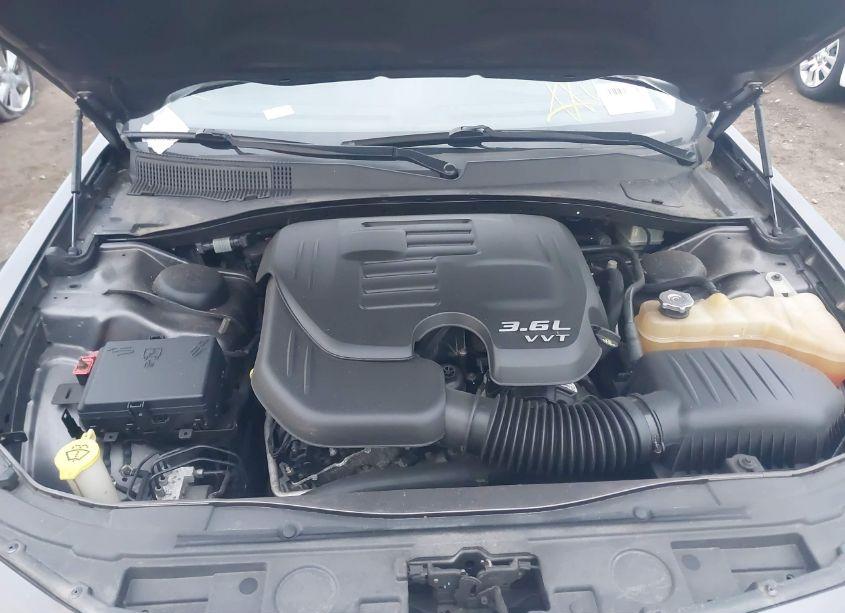 Photo 10 of 2016 Chrysler 300c (VIN 2C3CCAEG1GH219723)