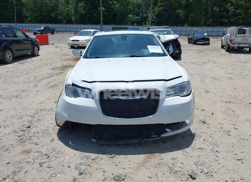 Photo 6 of 2016 Chrysler 300c N/A (VIN 2C3CCAEG1GH324603)