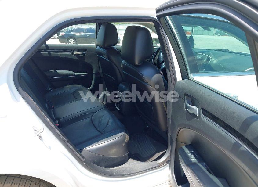 Photo 8 of 2016 Chrysler 300c N/A (VIN 2C3CCAEG1GH324603)