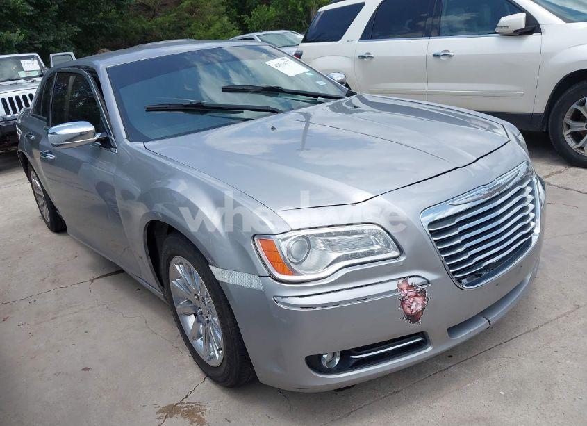 2013 Chrysler 300c (VIN 2C3CCAEG2DH606373) main photo