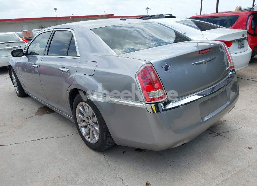 Photo 3 of 2013 Chrysler 300c (VIN 2C3CCAEG2DH606373)