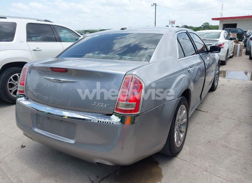Photo 4 of 2013 Chrysler 300c (VIN 2C3CCAEG2DH606373)