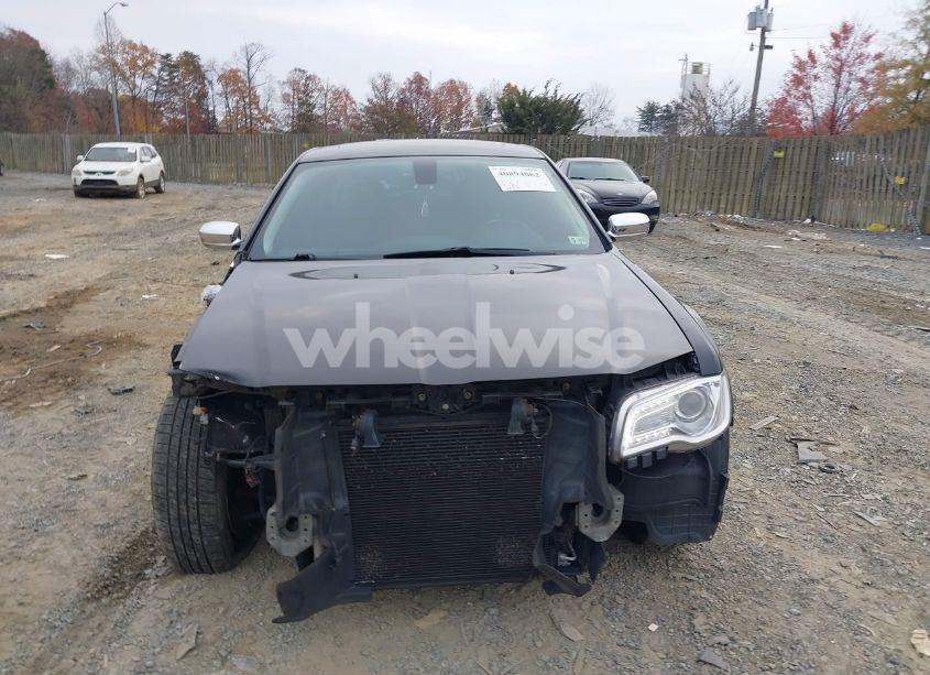 Photo 13 of 2016 Chrysler 300c (VIN 2C3CCAEG2GH128380)