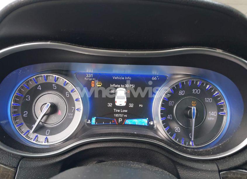 Photo 7 of 2016 Chrysler 300c (VIN 2C3CCAEG2GH128380)