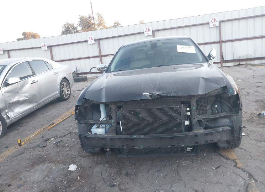 Photo 12 of 2018 Chrysler 300 LIMITED (VIN 2C3CCAEG2JH123364)