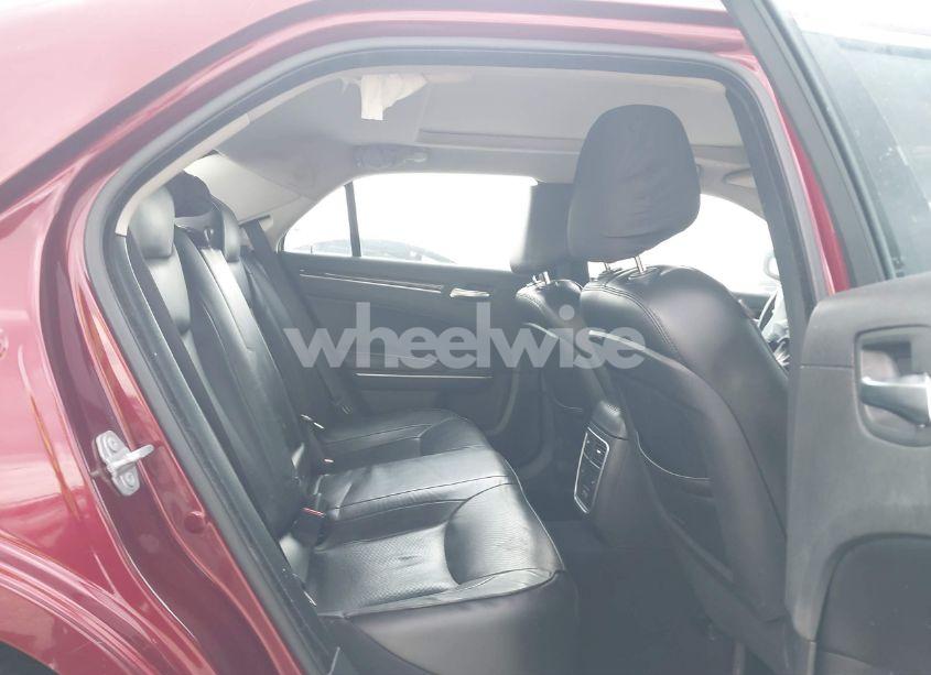 Photo 8 of 2020 Chrysler 300 LIMITED (VIN 2C3CCAEG2LH127949)