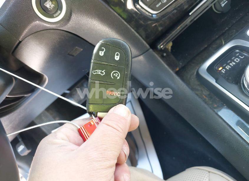 Photo 11 of 2016 Chrysler 300c (VIN 2C3CCAEG3GH225393)