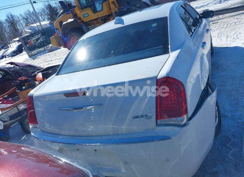 Photo 16 of 2016 Chrysler 300c (VIN 2C3CCAEG3GH225393)